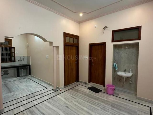 2 BHK Independent Builder Floor in Vrindavan Yojana for rent Lucknow. The reference number is 19697354