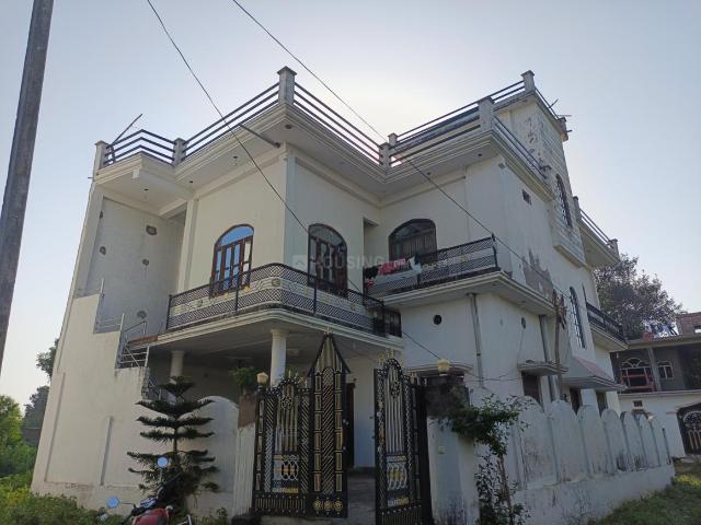 2 BHK Independent Builder Floor in Wazidpur for rent Jaunpur. The reference number is 21245250