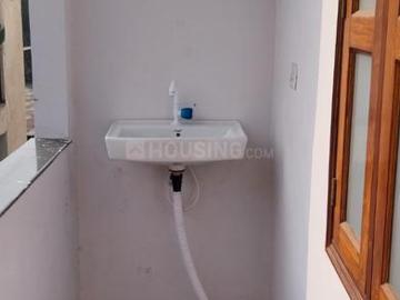 2 BHK Independent Builder Floor in Wazirabad for rent New Delhi. The reference number is 17184488
