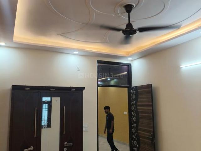 2 BHK Independent Builder Floor in Yamuna Vihar for rent New Delhi. The reference number is 20604918