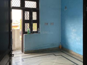 2 BHK Independent Builder Floor in Yamuna Vihar for resale New Delhi. The reference number is 16092602