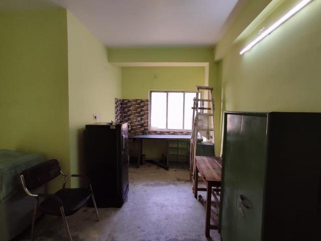 2 BHK Independent House in Tangra for resale Kolkata. The reference number is 20681550