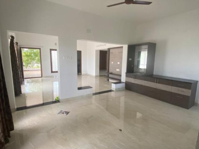 2 BHK Independent House in Thiruppalai for rent Madurai. The reference number is 10079119