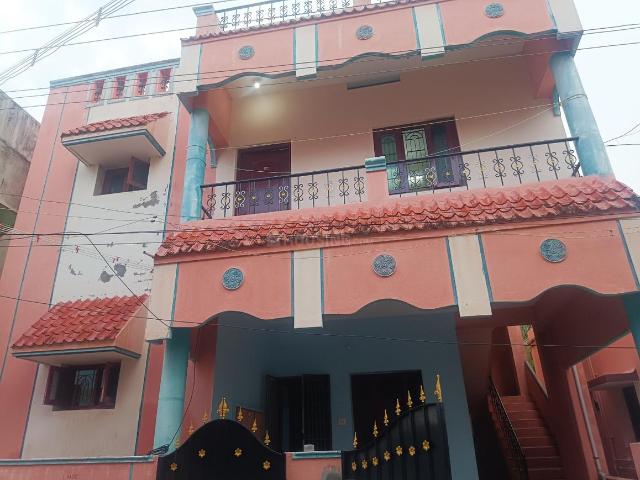 2 BHK Independent House in Thiruppalai for rent Madurai. The reference number is 21383001
