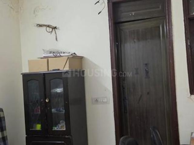 2 BHK Independent House in Tilak Nagar for rent New Delhi. The reference number is 21331076