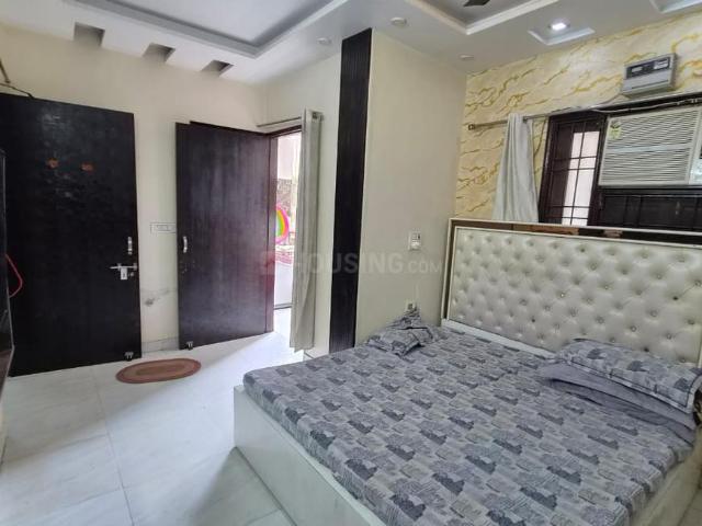 2 BHK Independent House in Tri Nagar for resale New Delhi. The reference number is 21067738