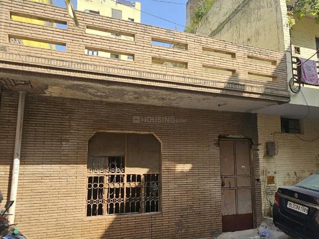 2 BHK Independent House in Uttam Nagar for resale New Delhi. The reference number is 21351996