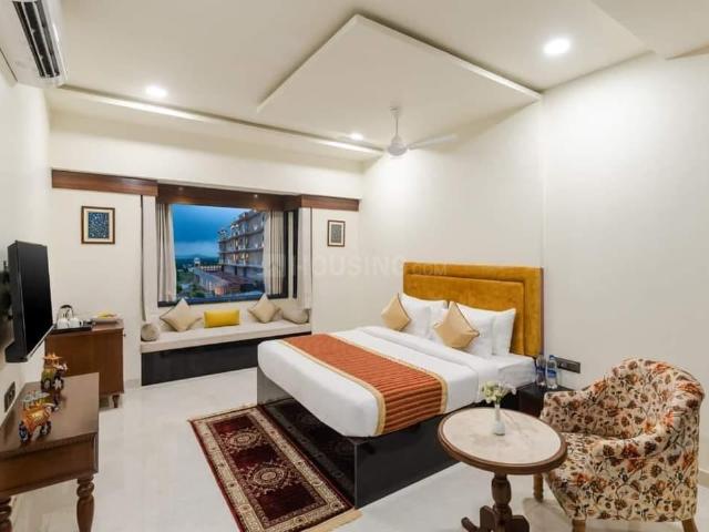 2 BHK Independent House in Vaishno Devi Circle for rent Ahmedabad. The reference number is 20400910