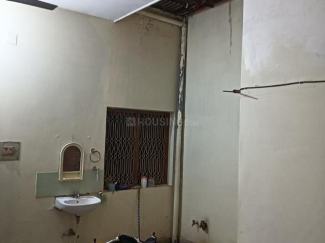 2 BHK Independent House in Varanasi Cantonment for rent Varanasi. The reference number is 14707829