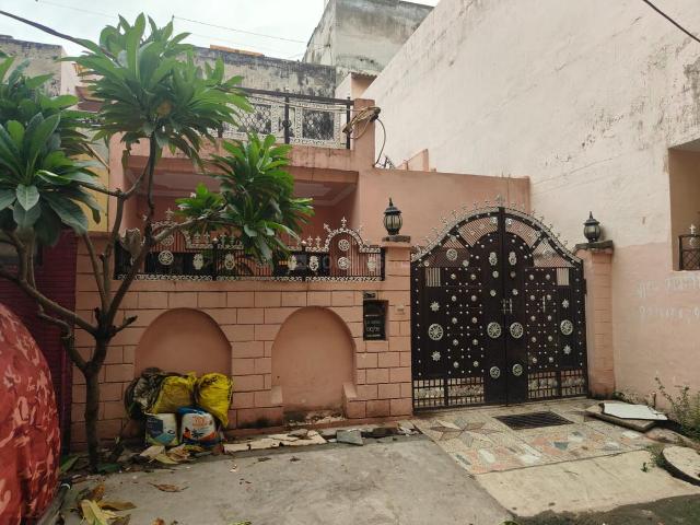 2 BHK Independent House in Vasundhara for resale Ghaziabad. The reference number is 20976630