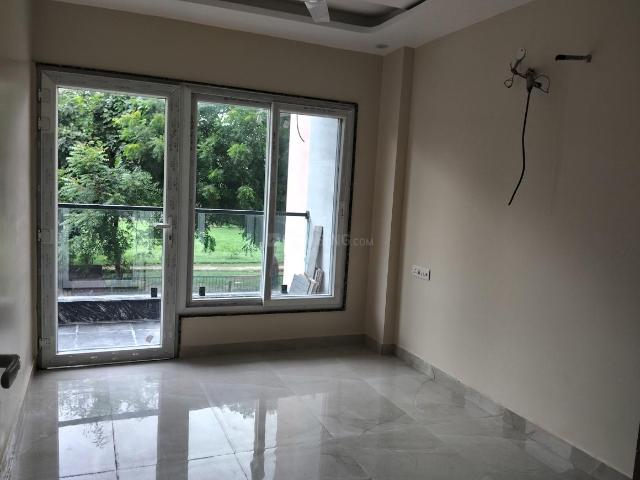 2 BHK Independent House in Vasant Kunj for rent New Delhi. The reference number is 21008031