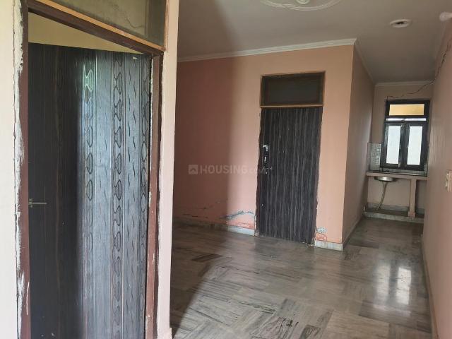 2 BHK Independent House in Veer Savarkar Nagar for rent Bareilly. The reference number is 21080201