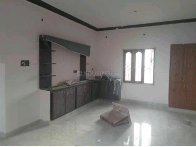 2 BHK Independent House in Vidya Nagar Colony for rent Tirupathi. The reference number is 21011175