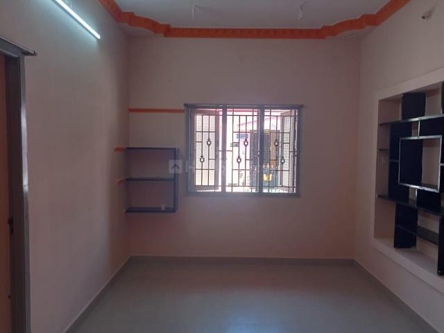 2 BHK Independent House in Vilangudi for rent Madurai. The reference number is 18477271