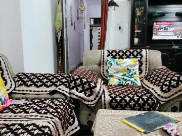 2 BHK Independent House in Vishnu Garden for resale New Delhi. The reference number is 16384027