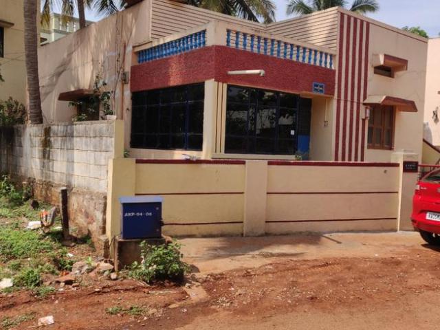 2 BHK Independent House in Vivekanand Nagar for rent Hubli. The reference number is 6519872