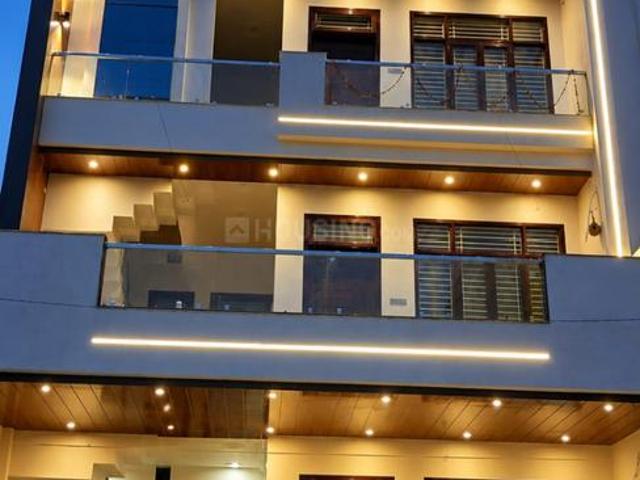 2 BHK Independent House in Vrindavan Yojana for rent Lucknow. The reference number is 20424167