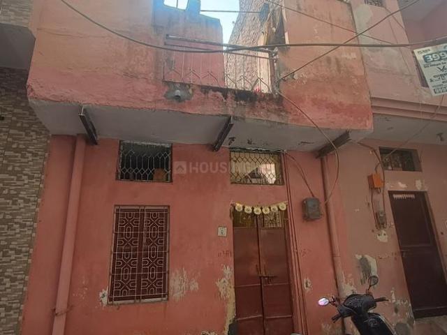 2 BHK Independent House in West Sagarpur for resale New Delhi. The reference number is 21198917