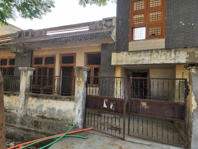 2 BHK Independent House in XU III for resale Greater Noida. The reference number is 17506688
