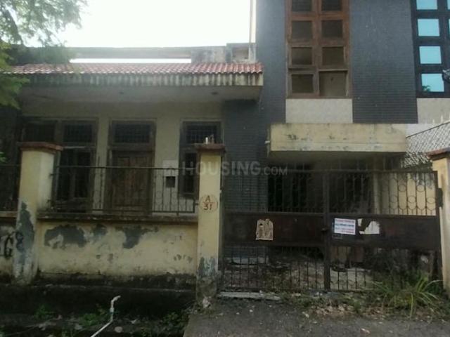 2 BHK Independent House in XU III for resale Greater Noida. The reference number is 19756233