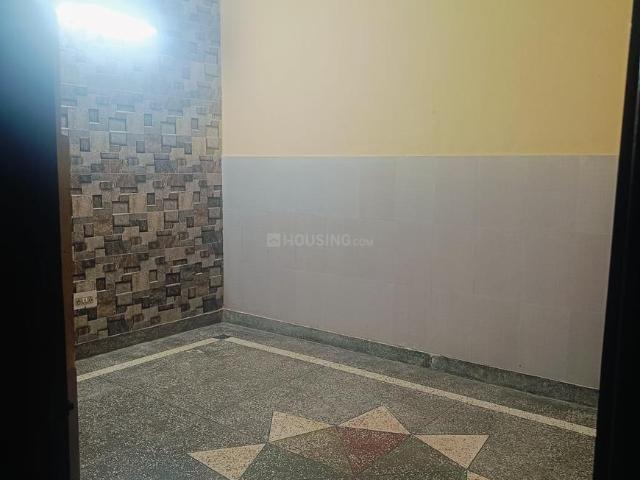 2 BHK Independent House in Adarsh Nagar for rent New Delhi. The reference number is 20905113