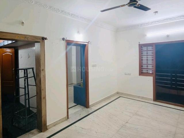 2 BHK Independent House in Adugodi for rent Bengaluru. The reference number is 21135708