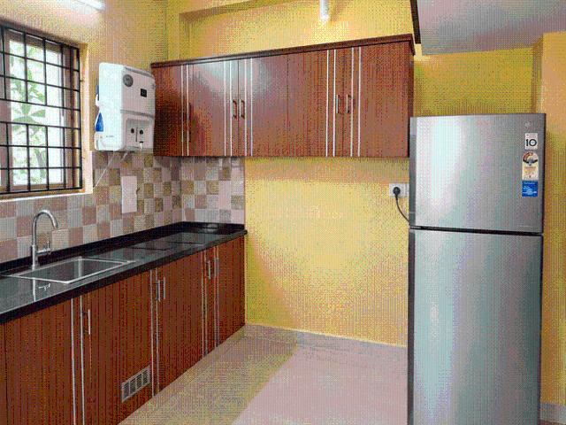 2 BHK Independent House in Adyar for resale Chennai. The reference number is 21199039
