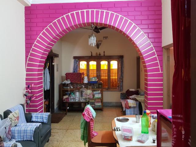 2 BHK Independent House in Airport Gate no. 1 for resale Kolkata. The reference number is 18114693
