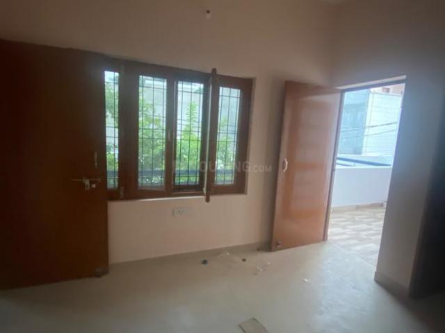 2 BHK Independent House in Ashiyana for rent Lucknow. The reference number is 20498823