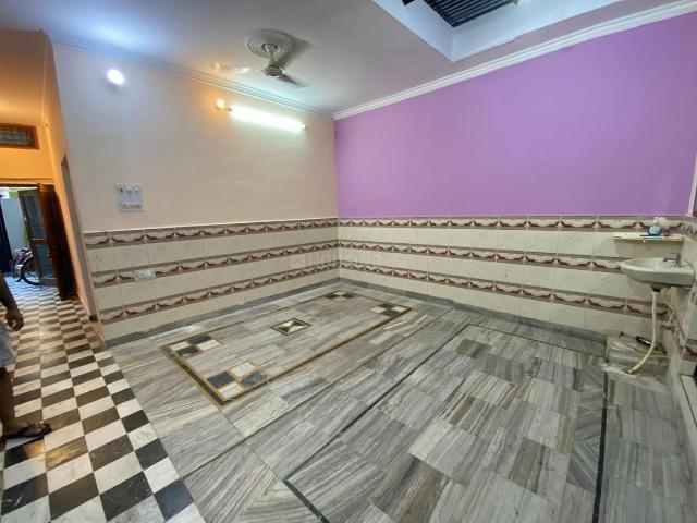 2 BHK Independent House in Ashiyana for rent Lucknow. The reference number is 20937973