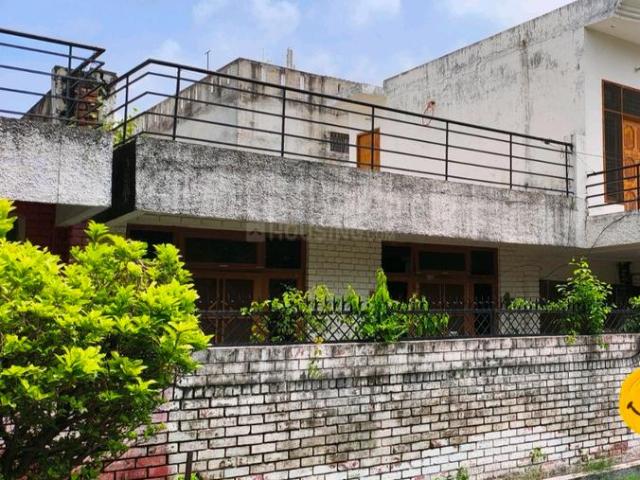 2 BHK Independent House in Ashiyana for resale Lucknow. The reference number is 18668657