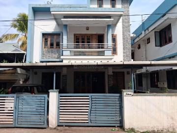 2 BHK Independent House in Ayyanthole for rent Thrissur. The reference number is 20222731