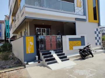 Urban Lotus, Nihalani Comfort - Equipped kitchen