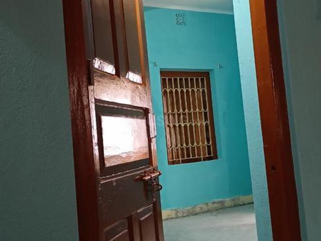 2 BHK Independent House in Barrackpore for rent Kolkata. The reference number is 21229576