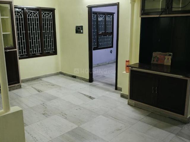 2 BHK Independent House in Benz Circle for rent Vijayawada. The reference number is 21103381