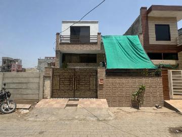 2 BHK Independent House in Bhabat for resale Zirakpur. The reference number is 20315276