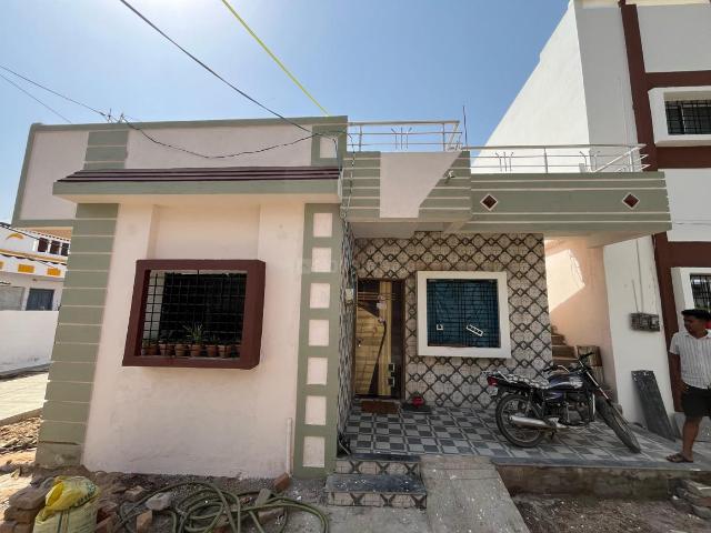 2 BHK Independent House in Bharatwada for rent Nagpur. The reference number is 16680341