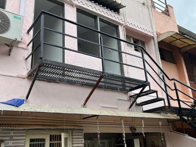 2 BHK Independent House in Bodakdev for rent Ahmedabad. The reference number is 19724910