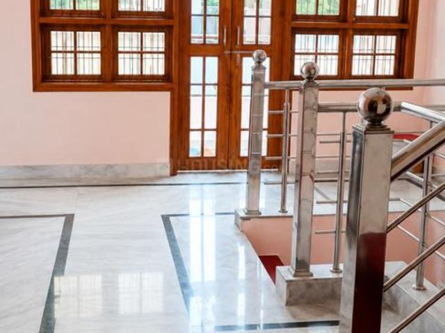 2 BHK Independent House in Budheshwar for rent Lucknow. The reference number is 18312436