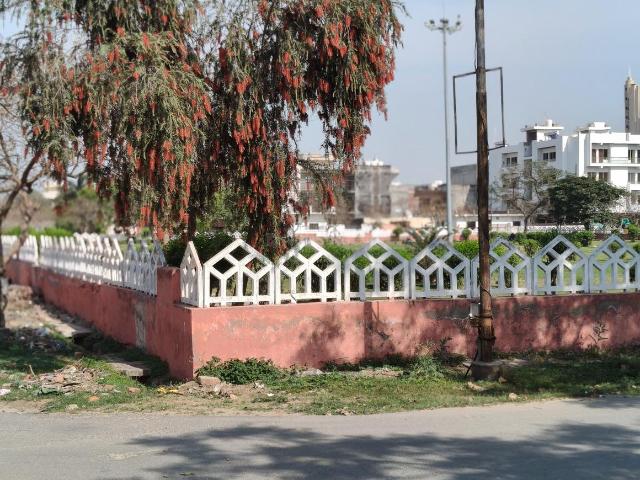 2 BHK Independent House in Chi IV for resale Greater Noida. The reference number is 19691783