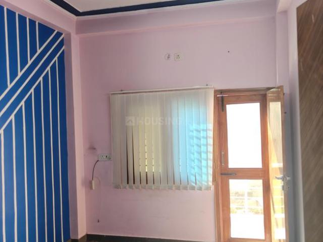 2 BHK Independent House in Crossings Republik for rent Ghaziabad. The reference number is 20343407