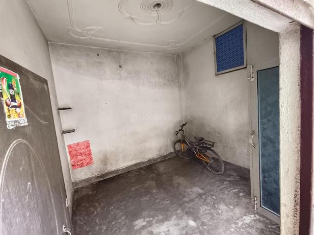 2 BHK Independent House in Dafi for rent Varanasi. The reference number is 21014427