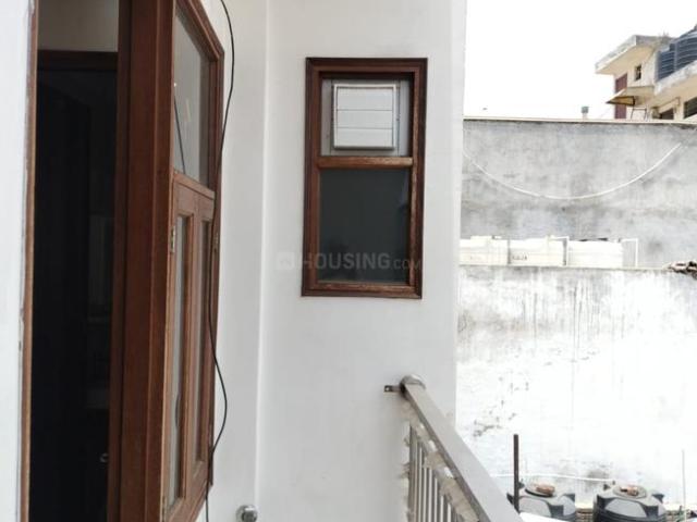 2 BHK Independent House in Dashrath Puri for rent New Delhi. The reference number is 17435131