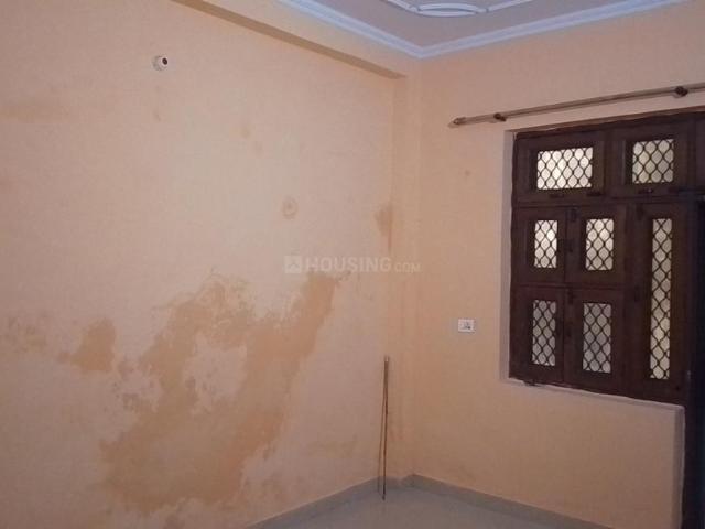 2 BHK Independent House in Dashrath Puri for rent New Delhi. The reference number is 21096038