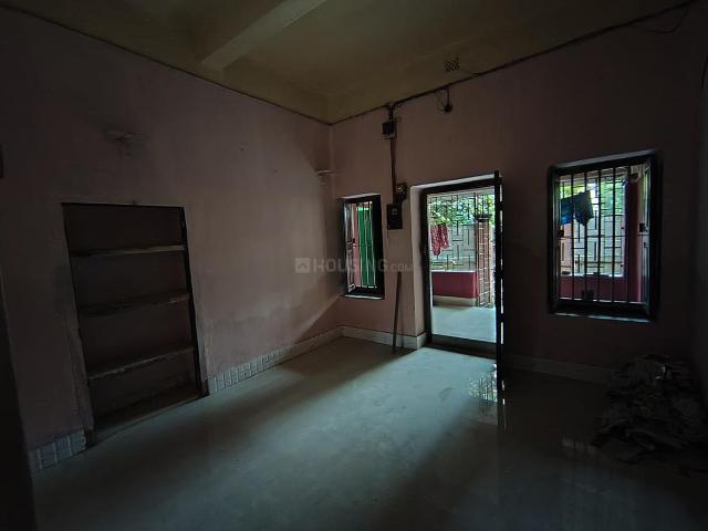 2 BHK Independent House in Dhakuria for rent Kolkata. The reference number is 20855394