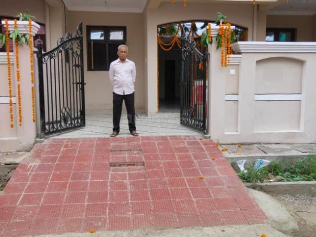 2 BHK Independent House in Dhanwantary Nagar for rent Jabalpur. The reference number is 11756293