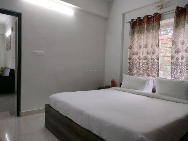 2 BHK Independent House in Domlur Layout for rent Bengaluru. The reference number is 21079011