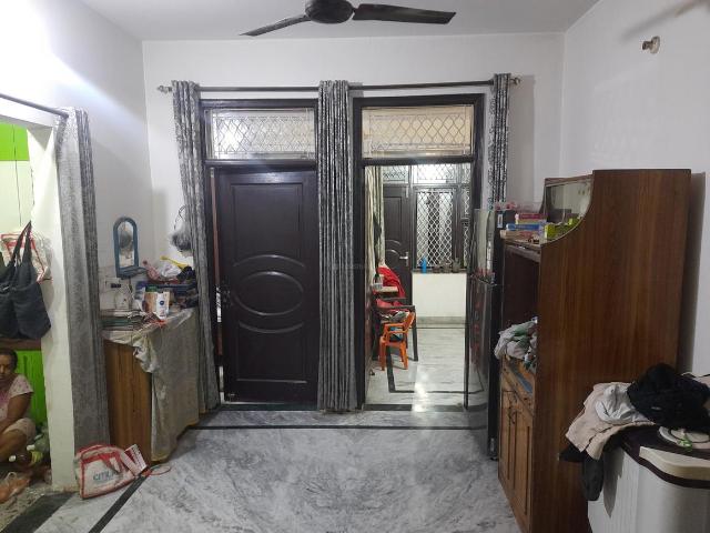 2 BHK Independent House in Dwarka Mor for rent New Delhi. The reference number is 8808944