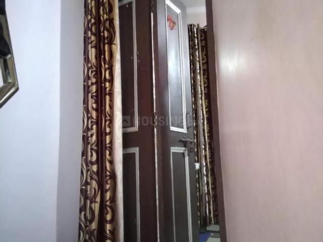 2 BHK Independent House in Dwarka Mor for rent New Delhi. The reference number is 21196295