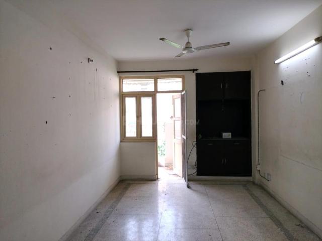 2 BHK Independent House in Dwarka Mor for resale New Delhi. The reference number is 17064812